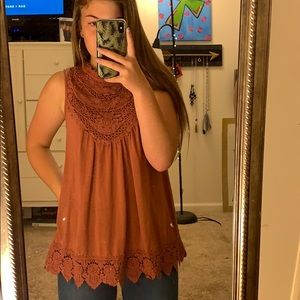 Target rose colored lacey tank top